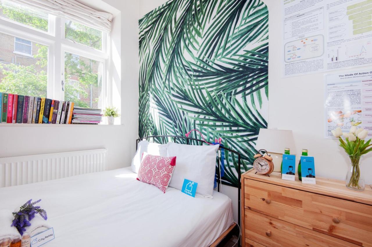 Bright Gratton Road Apartment London Eksteriør billede